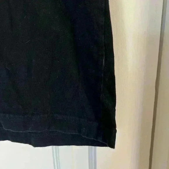 Bichon Miami - Retro Flamingo Black T-Shirt - Woman | Glows in the dark - Picture 6 of 9